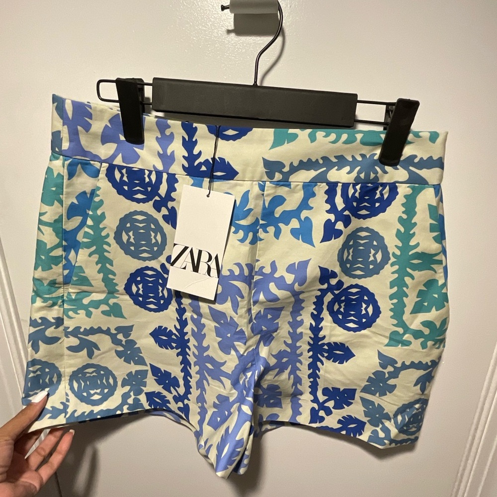 NWT ZARA SHORTS